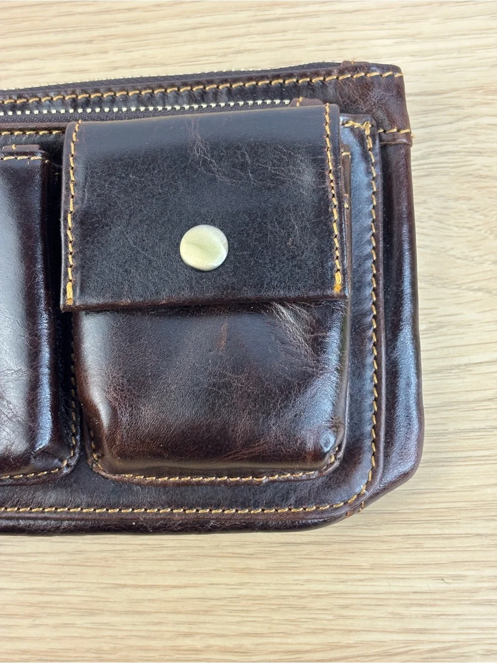 Men's Dark‎ Brown Leather Multi-Pocket Travel Pouch NWOT